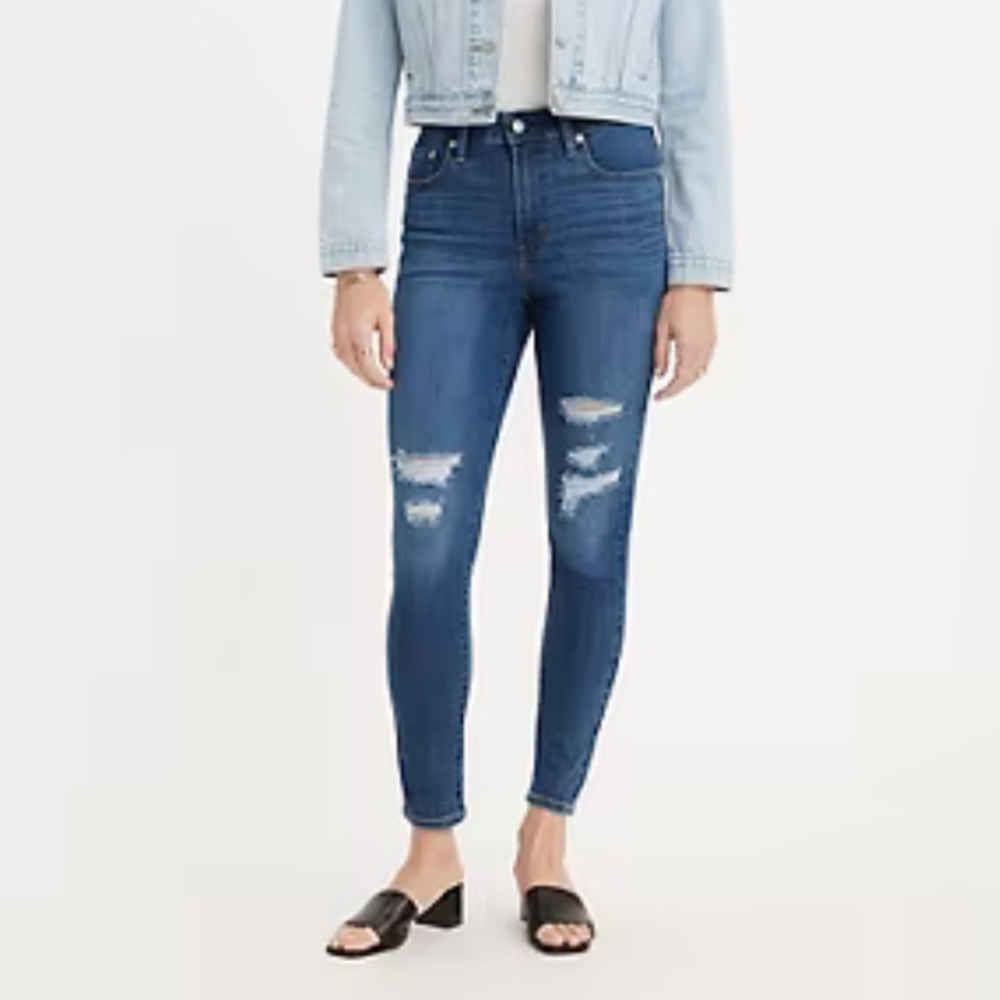 Levi’s - Blue (Light/Medium Wash) 721 High Rise Skinny Jeans 22W M Size (Women)